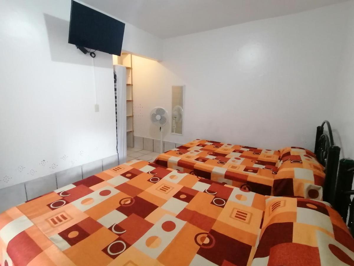 Hostal Maple Querétaro Εξωτερικό φωτογραφία