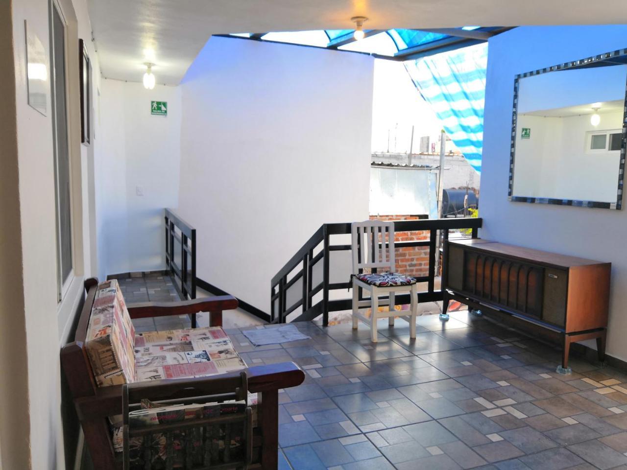 Hostal Maple Querétaro Εξωτερικό φωτογραφία