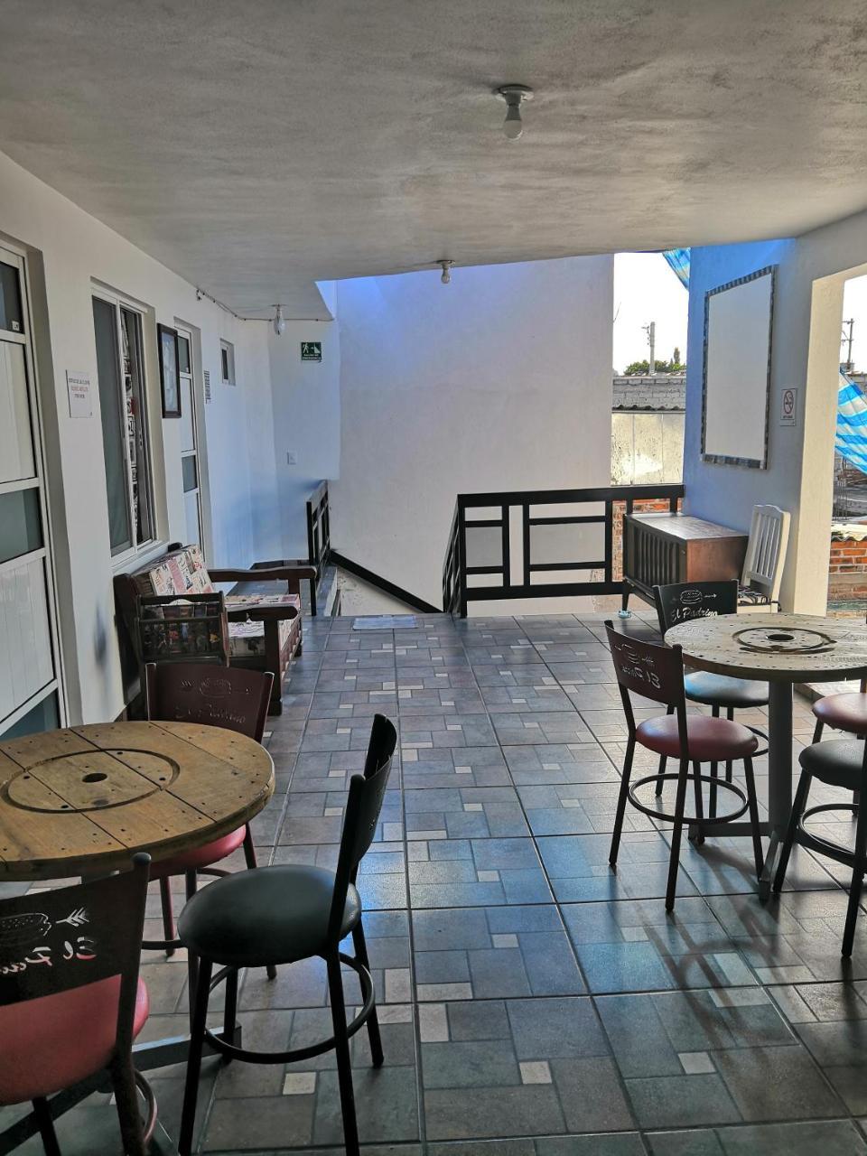 Hostal Maple Querétaro Εξωτερικό φωτογραφία
