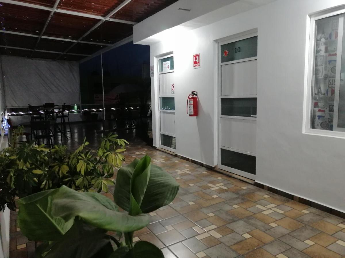 Hostal Maple Querétaro Εξωτερικό φωτογραφία