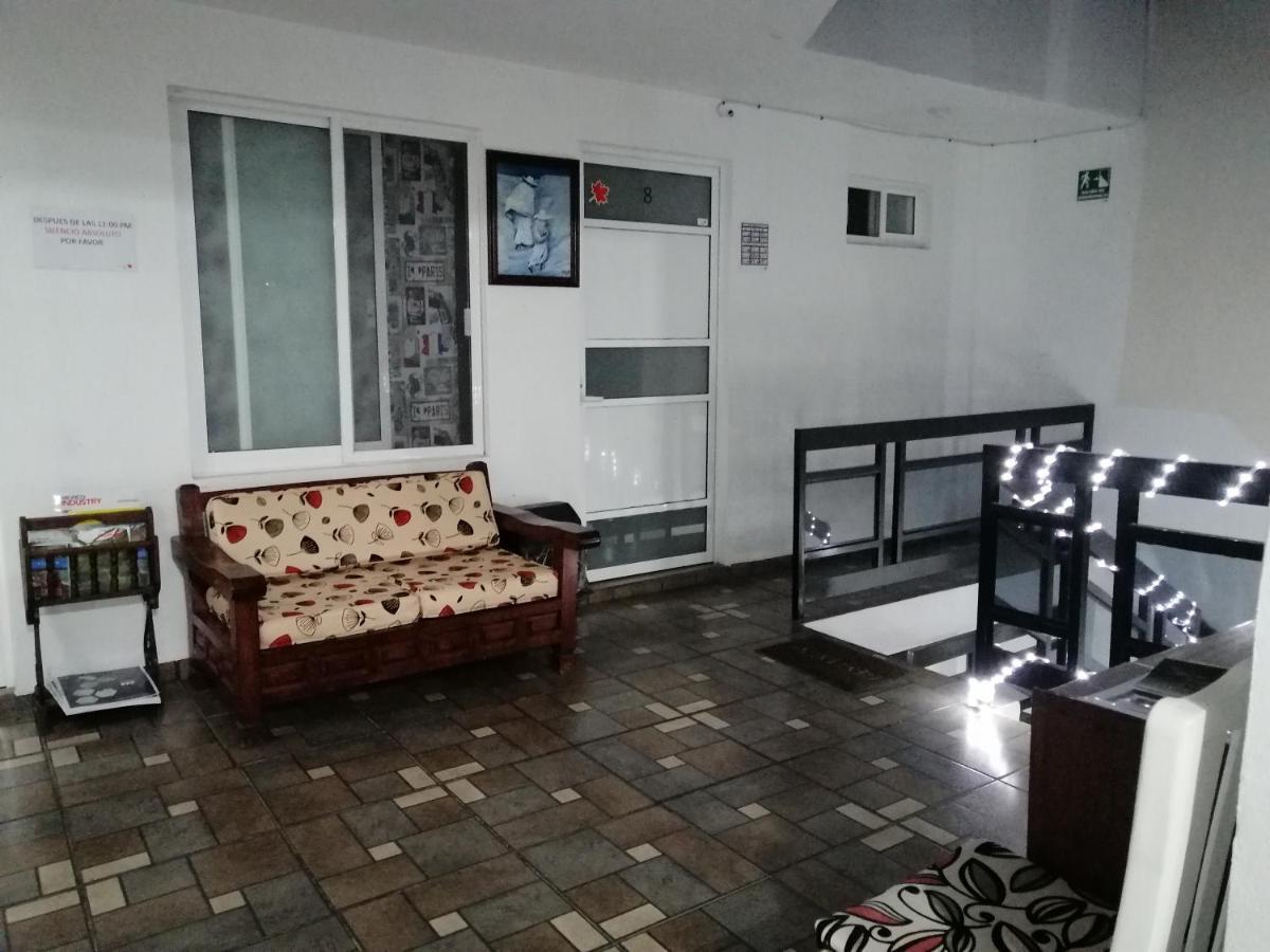 Hostal Maple Querétaro Εξωτερικό φωτογραφία