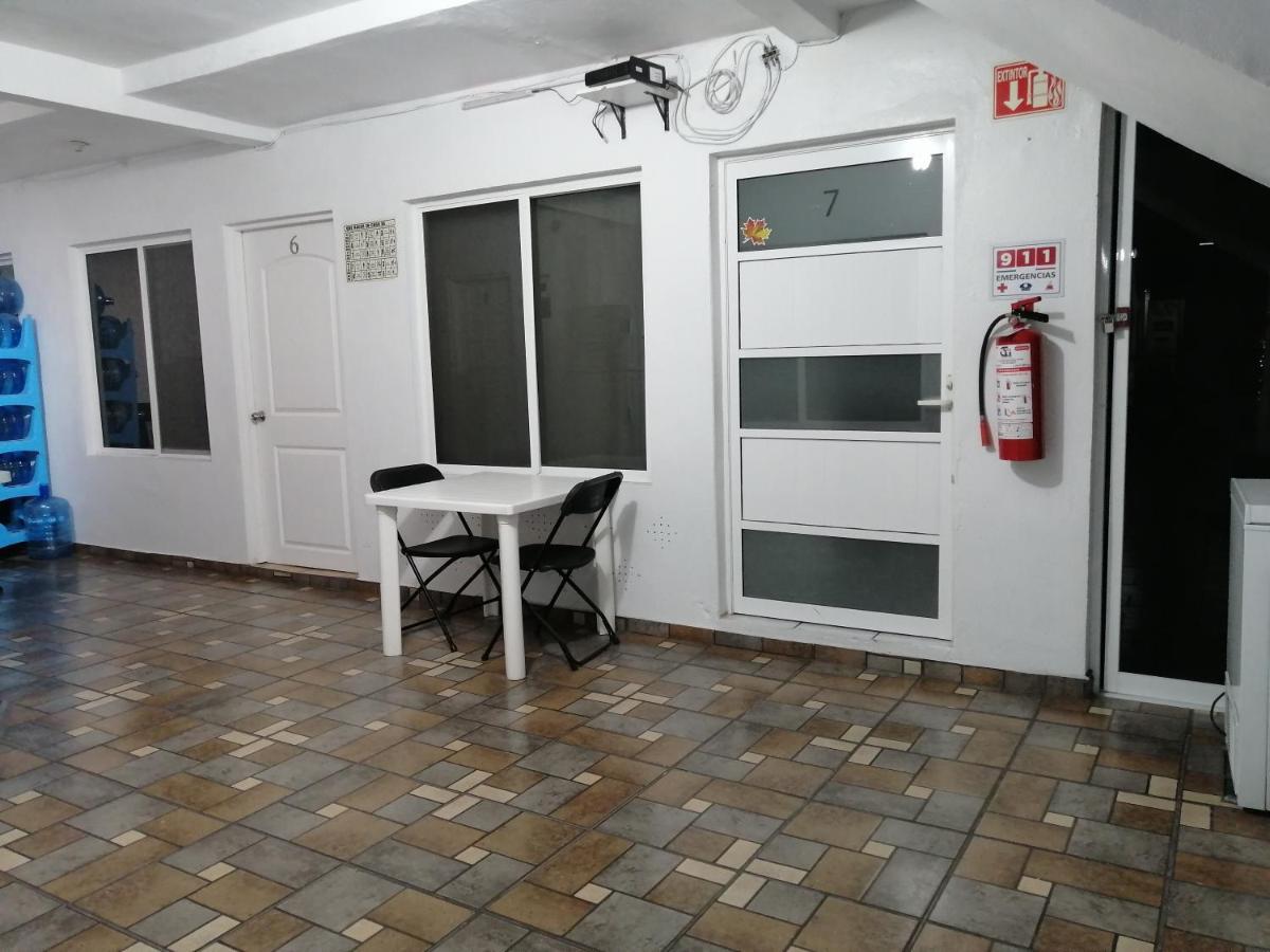 Hostal Maple Querétaro Εξωτερικό φωτογραφία